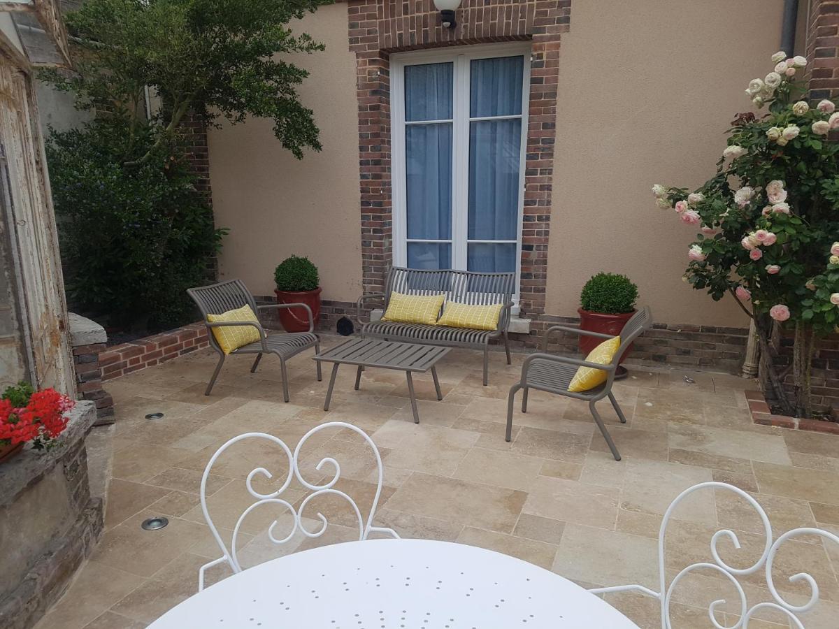 Le Clos Saint-Germain Rugles Zewnętrze zdjęcie