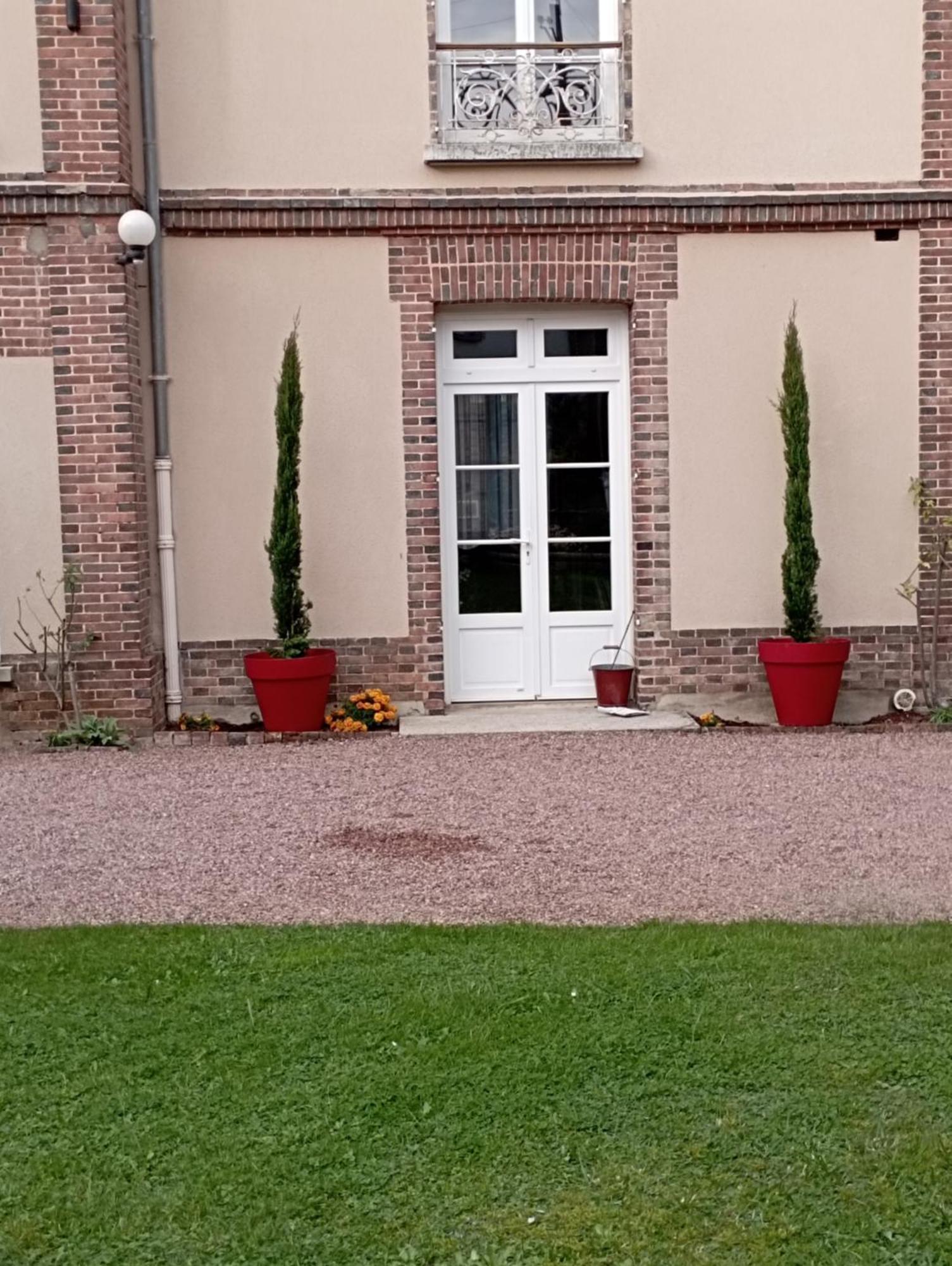 Le Clos Saint-Germain Rugles Zewnętrze zdjęcie
